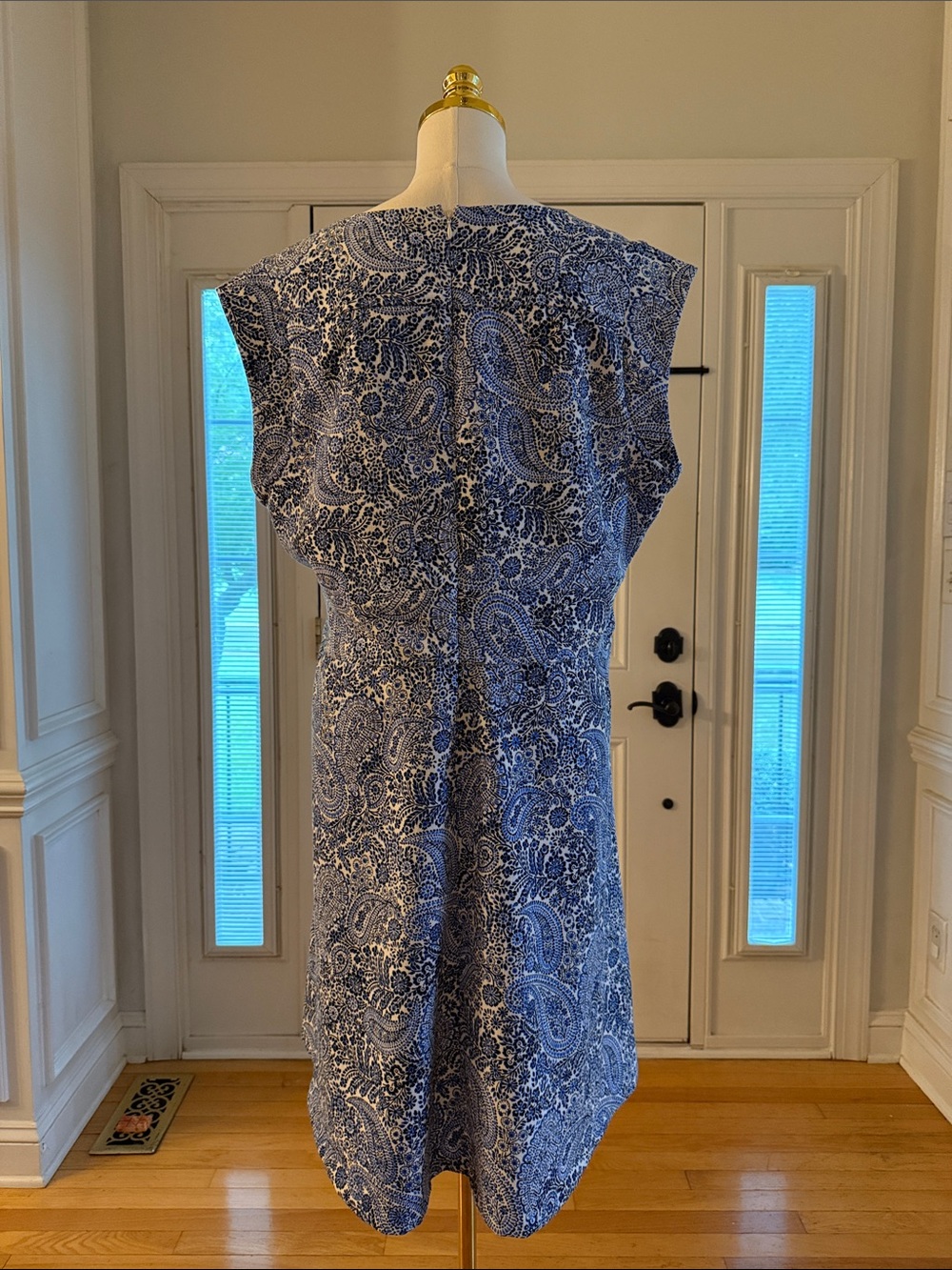 Tommy Hilfiger Blue & White Paisley V-Neck Midi Dress - Picture 5 of 5